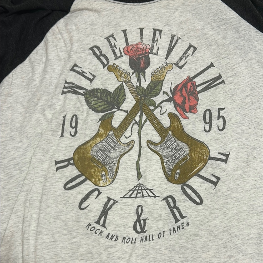 Women's Black and Gray Graphic Raglan Top - Rock & Roll Hall of Fame